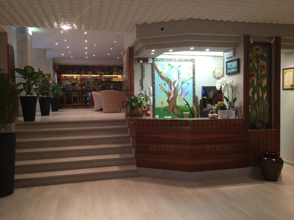 拜伦酒店 米兰马瑞提那 外观 照片